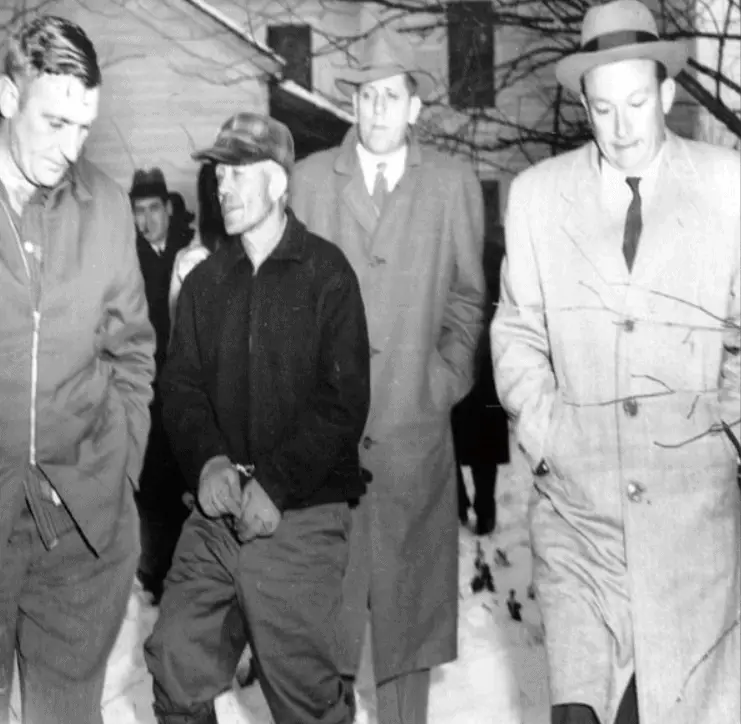 Top 14 Terrifying Facts About Ed Gein - Infamost